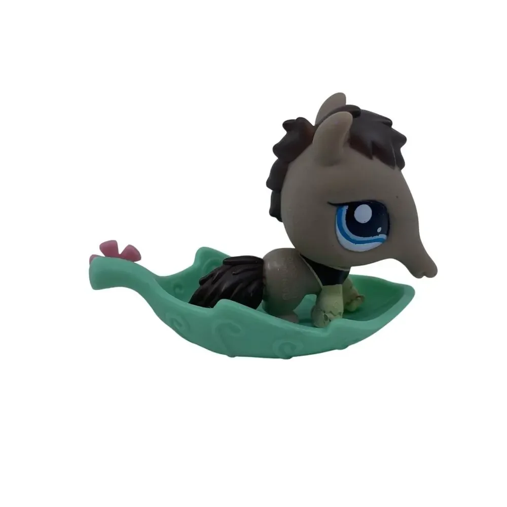 Littlest Pet Shop LPS #1518 Anteater Special Edition w/ Leaf Authentic Figure
